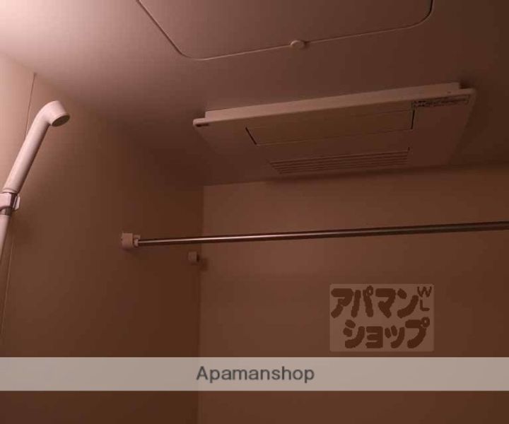 京都府京都市下京区朱雀北ノ口町の賃貸マンションの内装