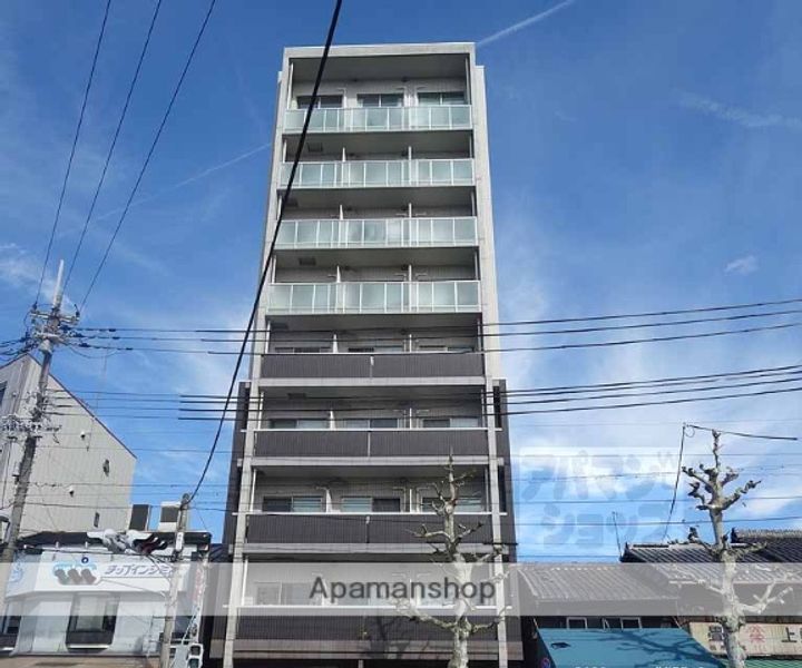 京都府京都市下京区朱雀北ノ口町の賃貸マンションの外観