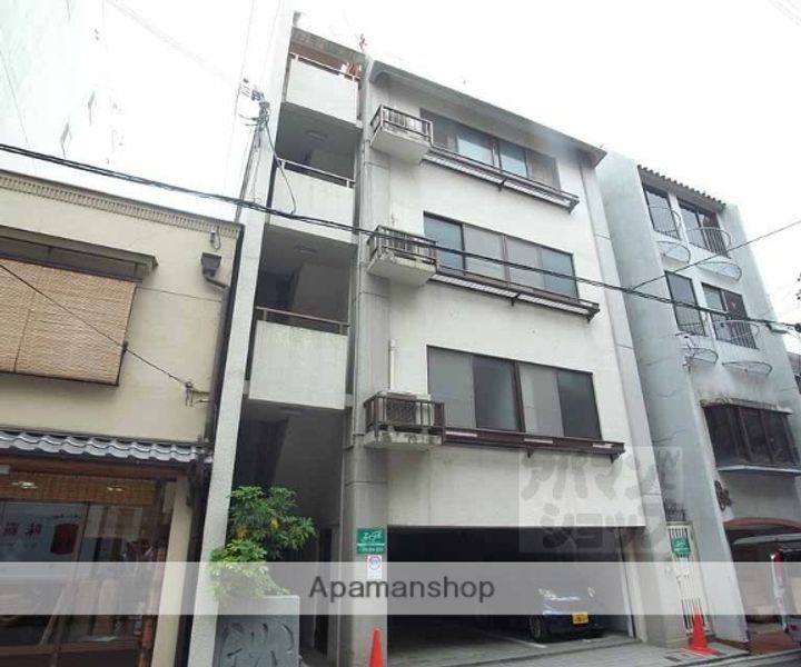 イーストビル403の外観