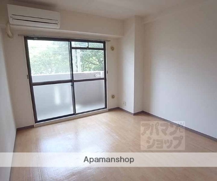 ハイツ北芳1Aの内装