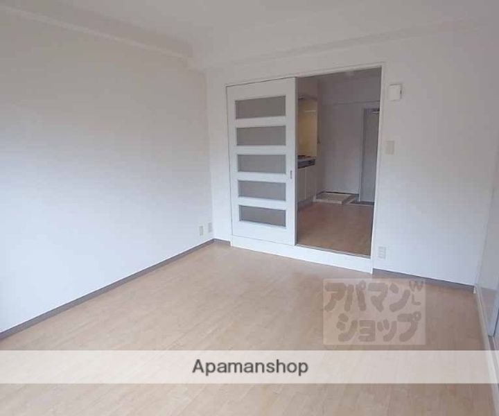 ハイツ北芳1Aの居間