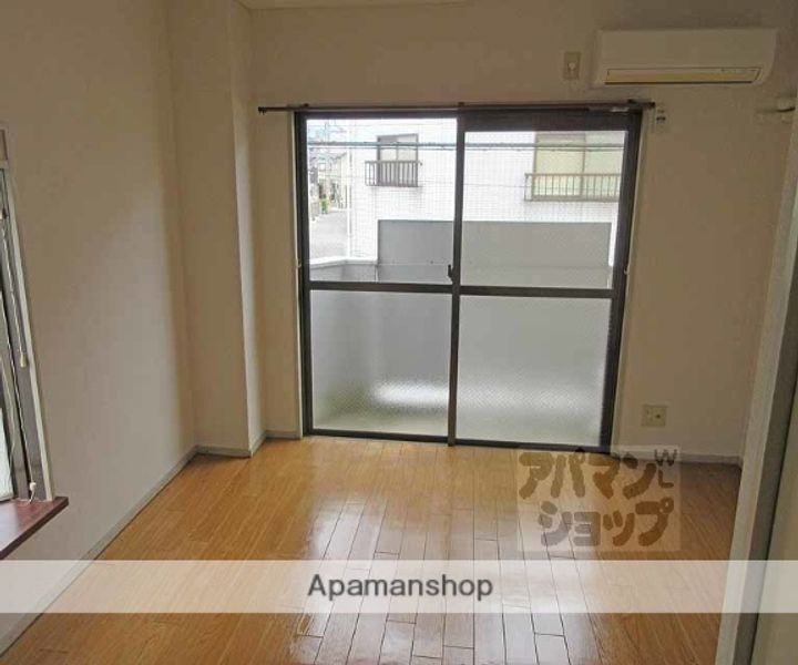 バンベール伏見 (旧)マンション敏の内装