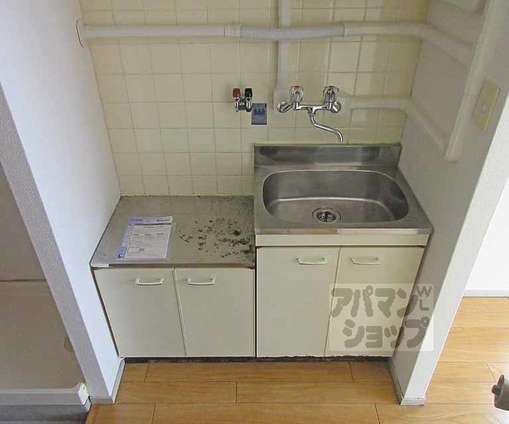 バンベール伏見 (旧)マンション敏のキッチン