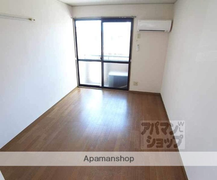 セジュール藤森202の内装