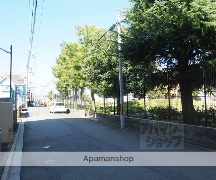 ライオンズマンション上鳥羽602の周辺