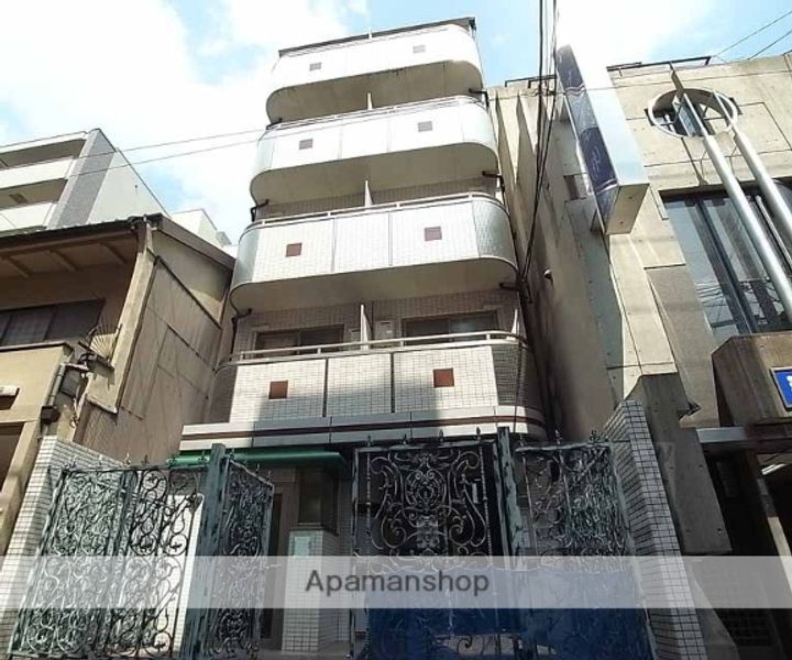 ビレイユ眞英四条柳馬場の外観