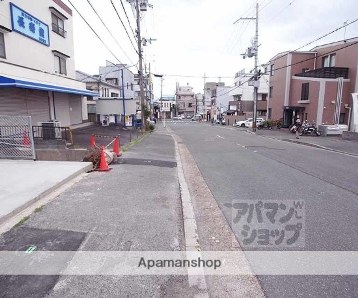 PLATINUMC02の周辺