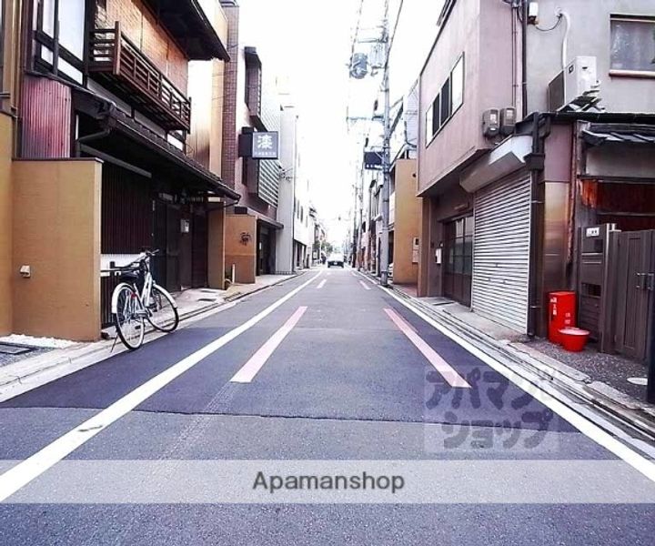 アイカーサ麩屋町501の外観