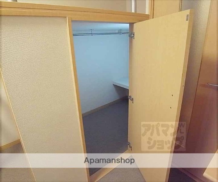 レオパレスインパクトII301の内装