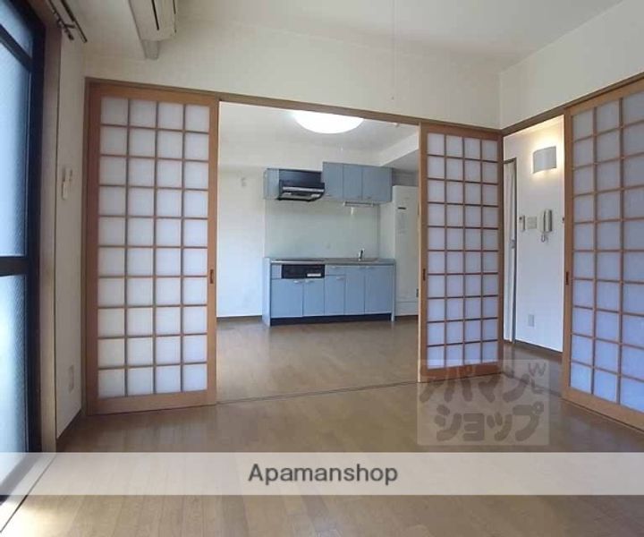 ドミール東山403の内装