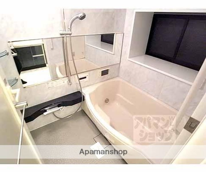 リーガル京都四条烏丸403の内装