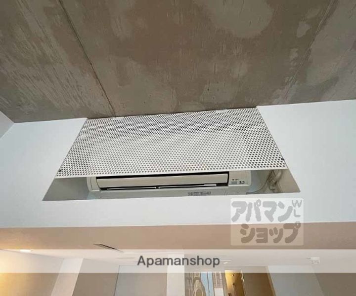 レジデンシャル四条蟷螂山702の内装
