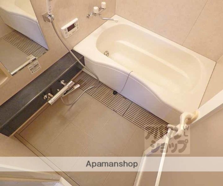 ベルヴィ高瀬川1301Kの風呂