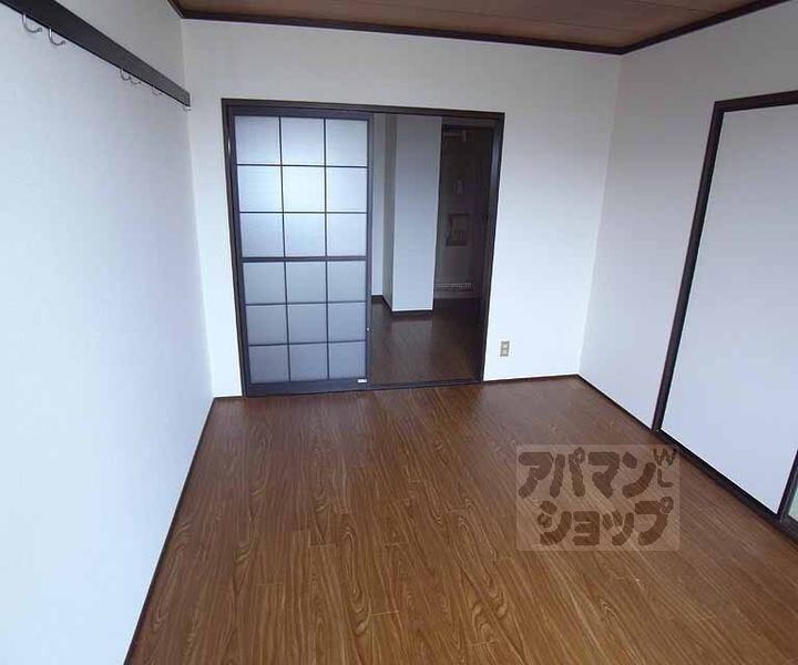 ドミール厨子奥 B棟202の内装