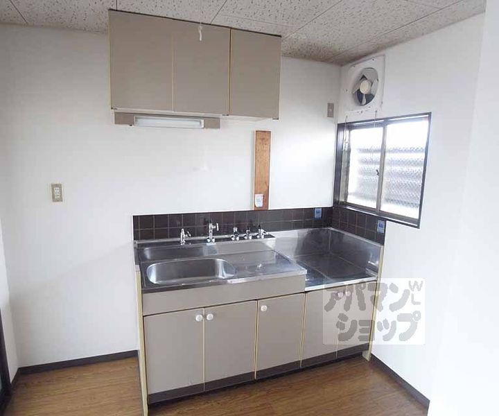 ドミール厨子奥 B棟202の内装