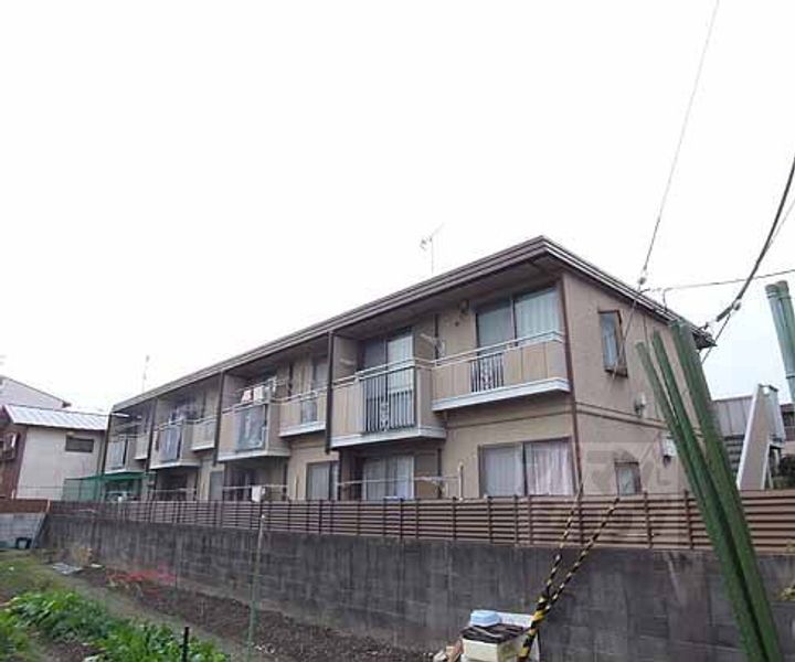 ドミール厨子奥 B棟202の外観