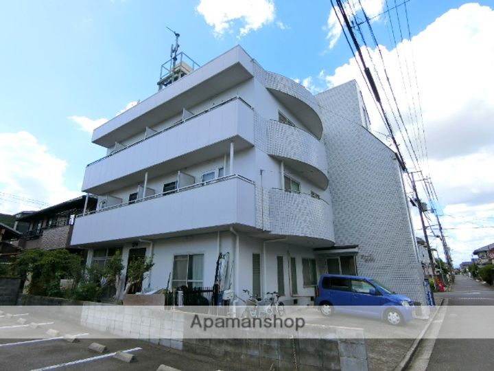 アーバンみかげの外観