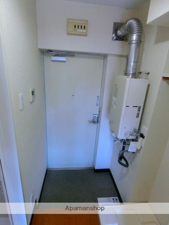 ヴィラ興戸の玄関