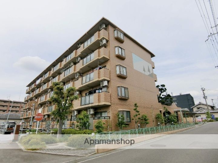 グリーンサム壱番館の外観