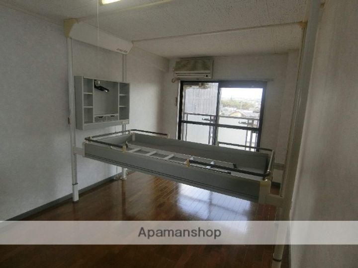 カーサー高村215の内装