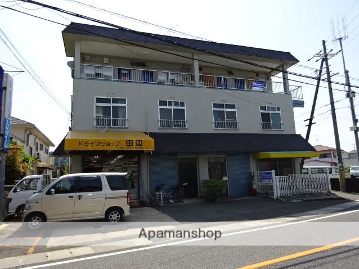 吉川マンションの外観