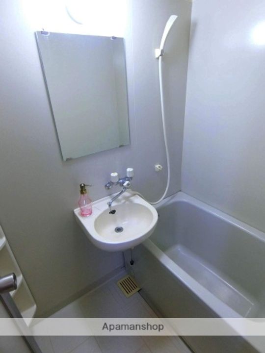 ウエストヒルズ同志社前Ⅱ号館1207の風呂