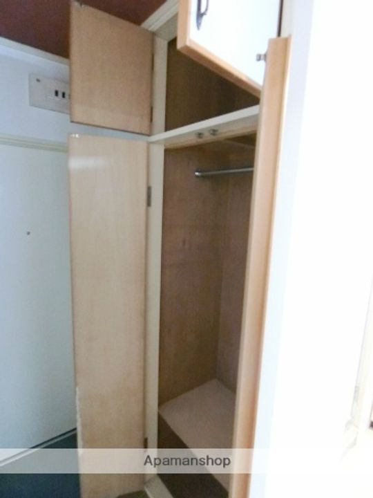 京都府城陽市平川指月の賃貸マンション2の内装