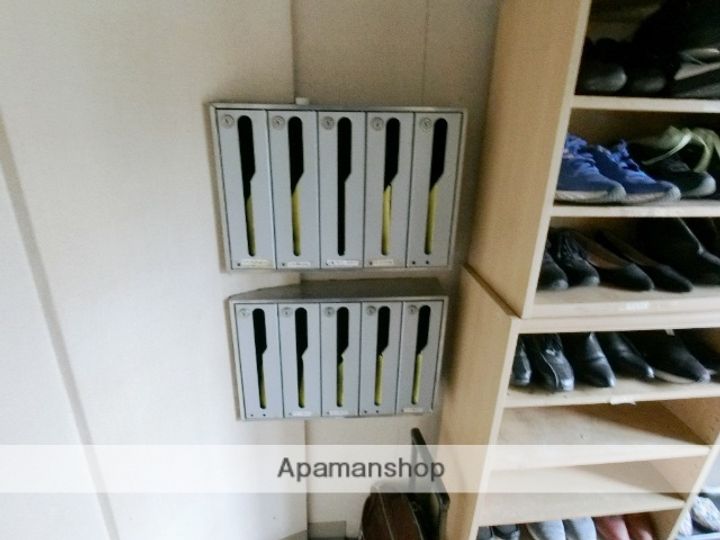 京都府城陽市平川指月の賃貸マンション2の内装