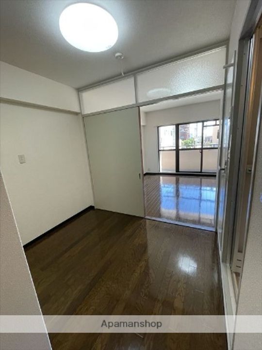 京都府宇治市大久保町上ノ山の賃貸マンション208の居間