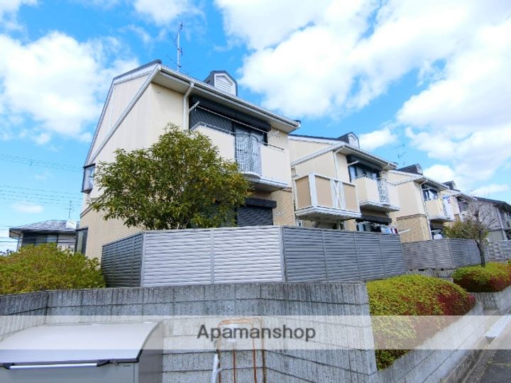 京都府木津川市兜台6丁目の賃貸アパート101の外観
