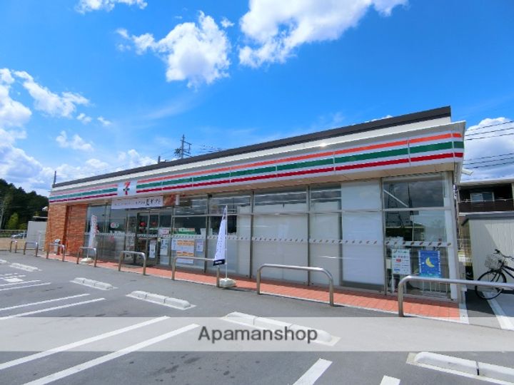 京都府木津川市城山台11丁目の賃貸アパート203の周辺