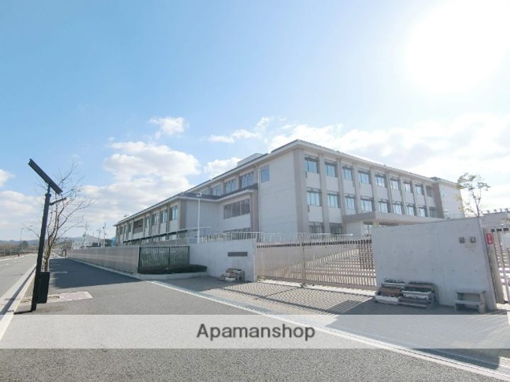 京都府木津川市城山台7丁目の賃貸アパート203の周辺