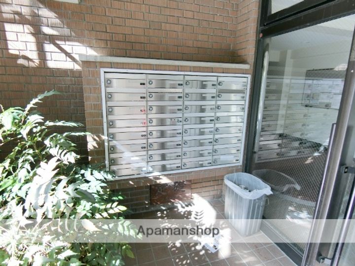 京都府宇治市神明宮北の賃貸マンション201の内装