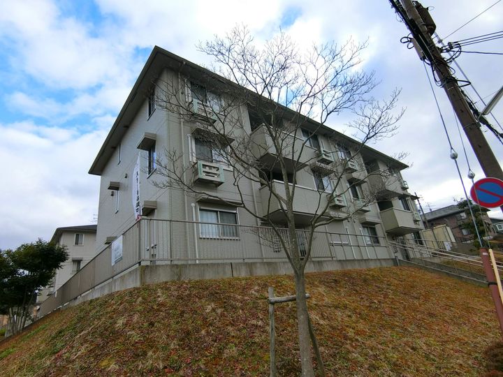 リビングタウン木津川 A棟の外観