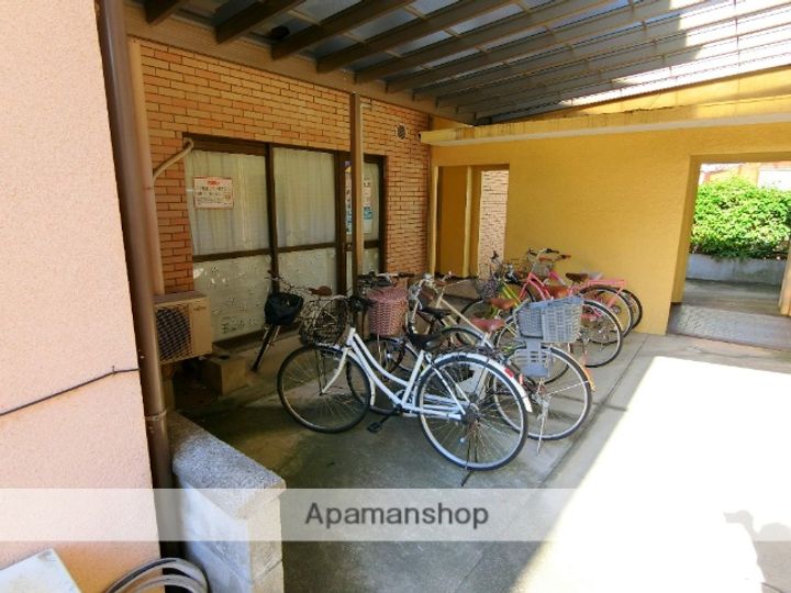 京都府城陽市寺田東ノ口の賃貸マンション201の内装