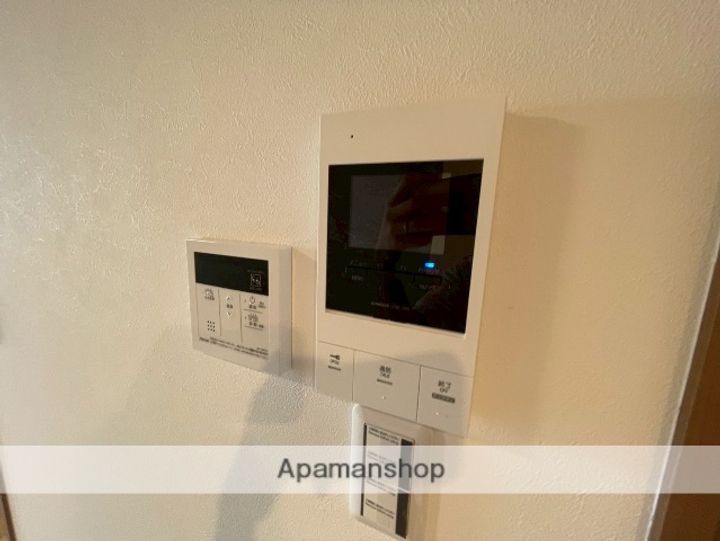 京都府城陽市平川古宮の賃貸マンション204の内装