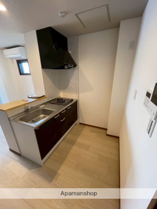 京都府城陽市平川古宮の賃貸マンション205の内装