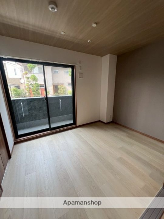 京都府城陽市平川古宮の賃貸マンション102の内装