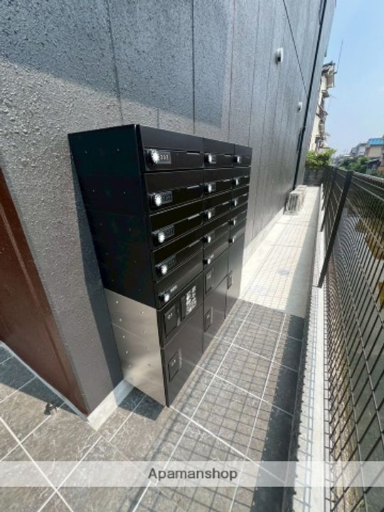 京都府城陽市平川古宮の賃貸マンション102の内装