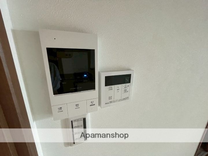 京都府城陽市平川古宮の賃貸マンション301の内装