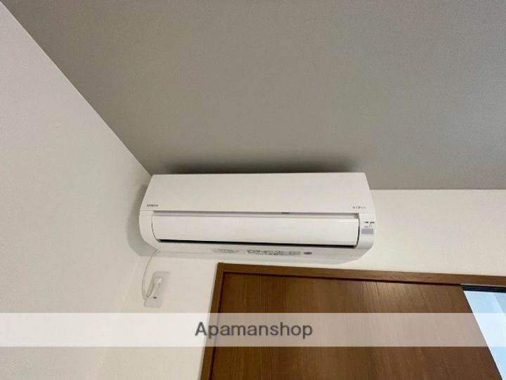 京都府城陽市平川古宮の賃貸マンション301の内装