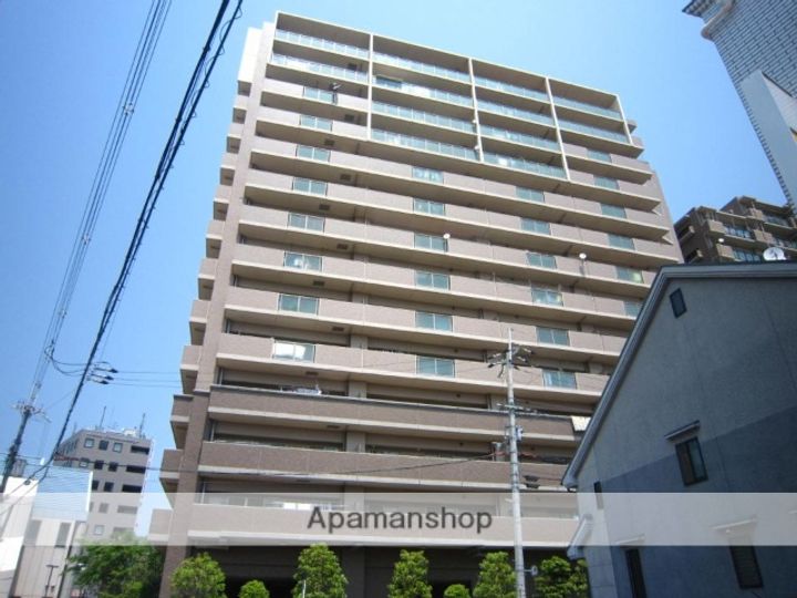 アルカディーナ城陽の外観