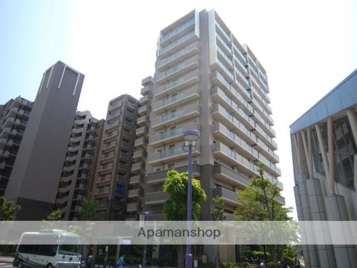 アルカディーナ城陽の外観