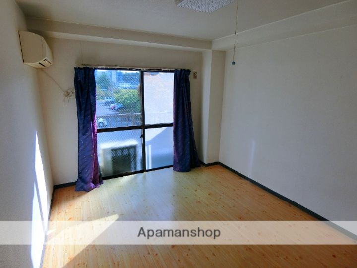 カルチェヴィラ吉勇の内装