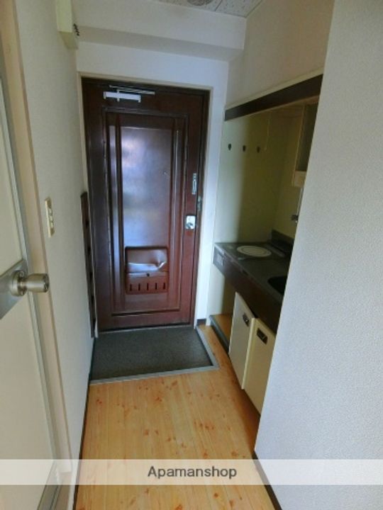 カルチェヴィラ吉勇の玄関