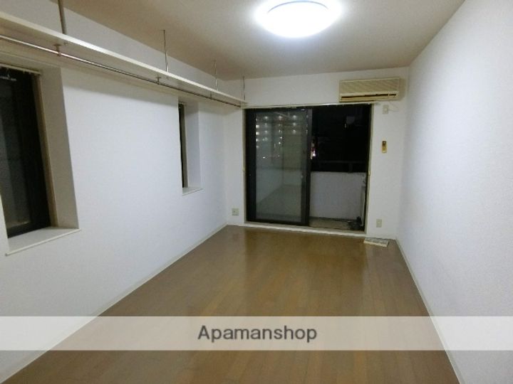 リベルテ新田辺の内装