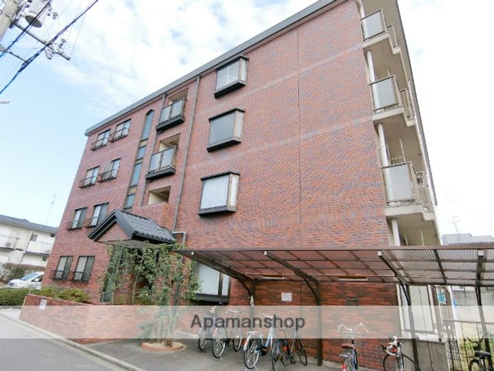 京都府城陽市平川古宮の賃貸マンション301の外観