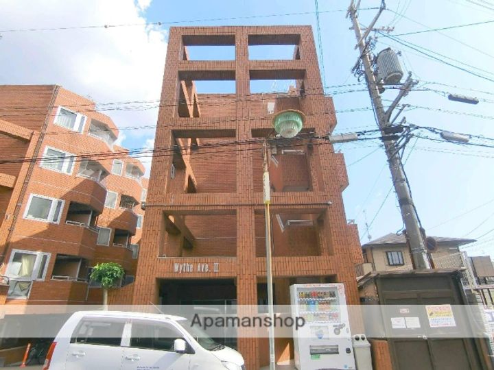 京都府京田辺市河原北口の賃貸マンションの外観