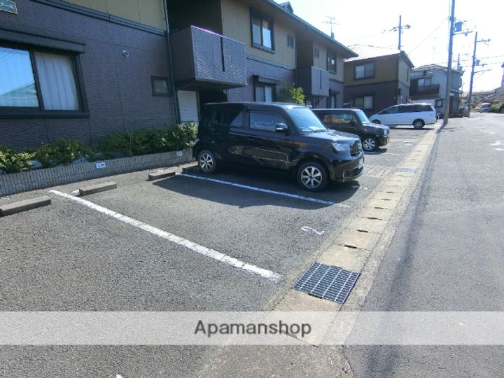 ジュネス・ドヌール106のその他画像