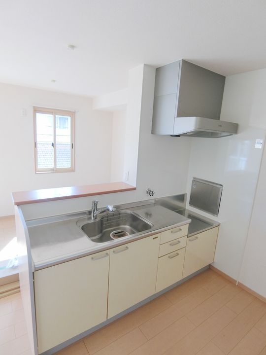 リビングタウン州見台 D棟のキッチン